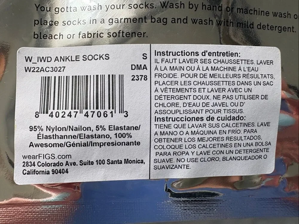 NWT Figs mauve pink ankle socks with female symbol